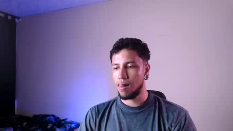 Snapshot of yerfon_s1 chatting on 03.03.25 Yeff ind. model online show from 03.03.25