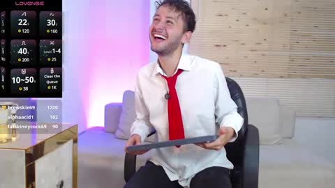 Snapshot of yerito_ chatting on 12.16.24 Yero online show from 12.16.24