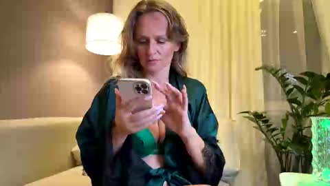 Zlata online show from 09.10.25