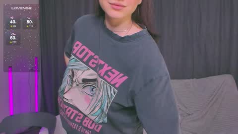 Snapshot of yes_ready chatting on 11.29.25 eva online show from 11.29.25