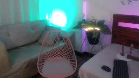 Yeseniaa25  online show from 10.02.25