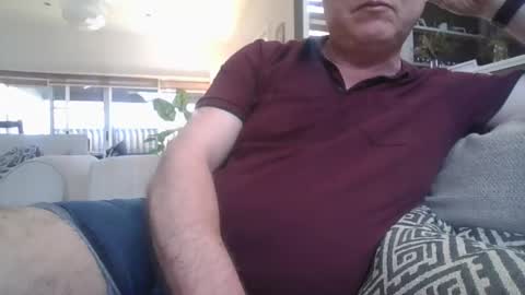 yesplease1969 online show from 09.21.25