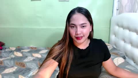yhang_slut online show from 09.14.25
