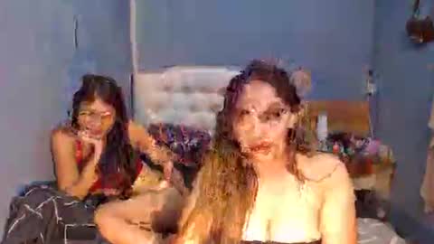 Snapshot of yhang_slut chatting on 05.23.26 yhang_slut online show from 05.23.26