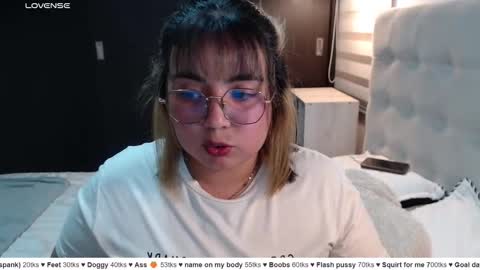 hii i am yini online show from 03.12.26