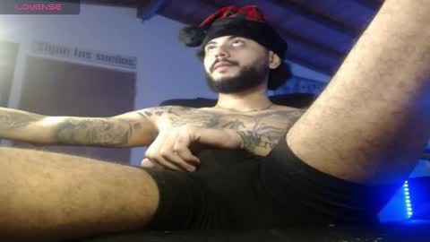 Snapshot of yio__cohen chatting on 12.17.24 yio cohen online show from 12.17.24