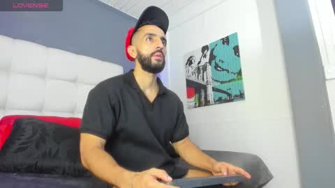 Yiyo online show from 02.07.26