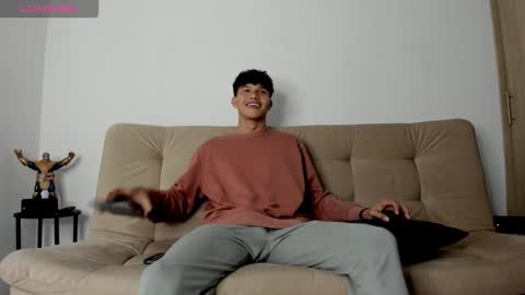 Snapshot of yizus_bonz chatting on 10.03.25 yizus_bonz online show from 10.03.25