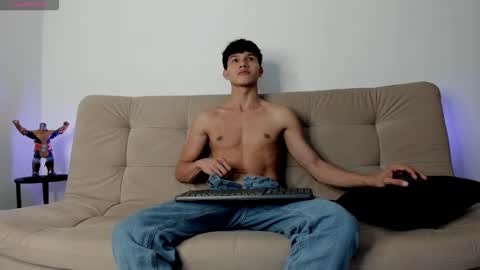 yizus_bonz online show from 12.04.25