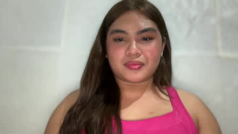 Snapshot of yllanahard chatting on 01.28.25 yllana love online show from 01.28.25