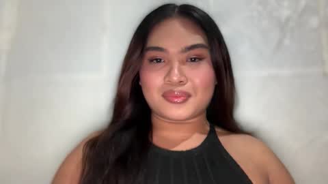 Snapshot of yllanahard chatting on 09.17.25 yllana love online show from 09.17.25