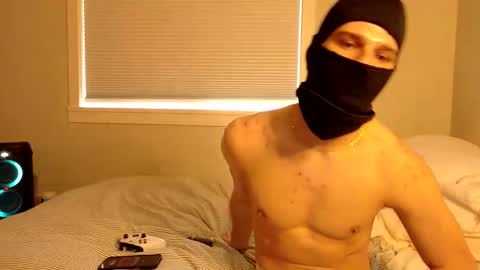 yngdesire1 online show from 11.21.25