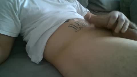 Snapshot of yngesc chatting on 02.05.25 Jack online show from 02.05.25