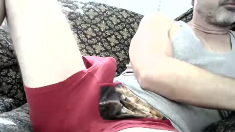 Snapshot of yohnj25 chatting on 10.08.25 Buddy online show from 10.08.25