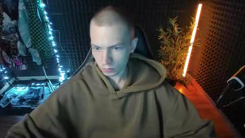 You can ask my name in pm online show from 10.14.25