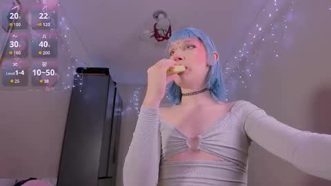 Snapshot of yoi_mika chatting on 02.17.26 Mikaella - Mika online show from 02.17.26