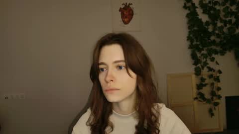 yoka_paradoxxx online show from 10.21.25