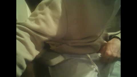 Snapshot of yokaxondoo chatting on 12.25.24 yokaxondoo online show from 12.25.24