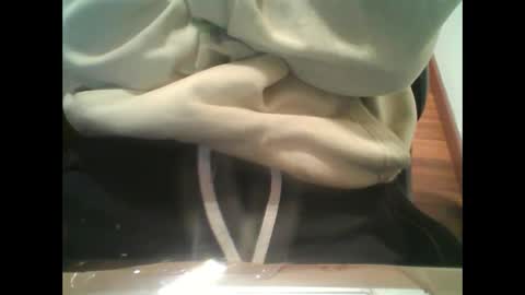 Snapshot of yokaxondoo chatting on 02.16.25 yokaxondoo online show from 02.16.25