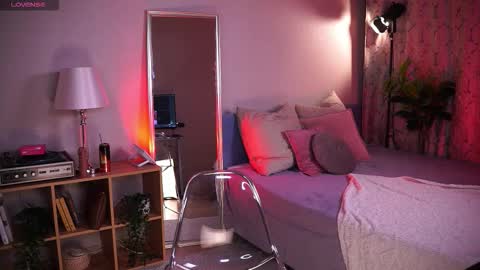 Yoko online show from 12.20.25