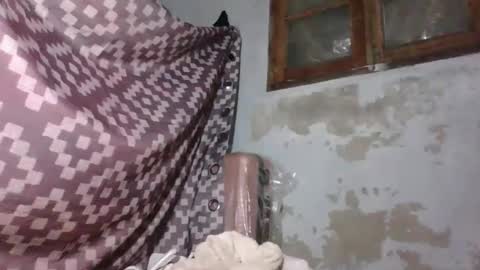 yolandrina05 online show from 09.16.25