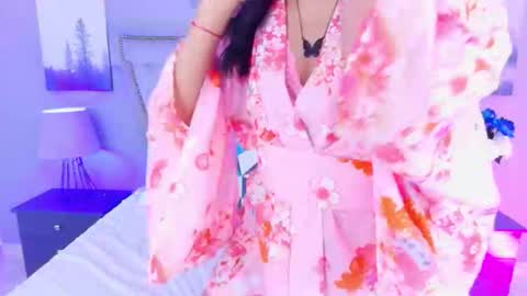 Yommi Winx online show from 10.02.25