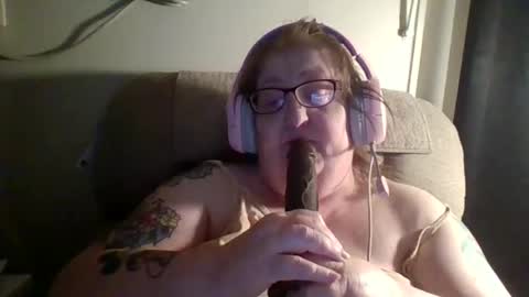 yomoopy online show from 01.31.25