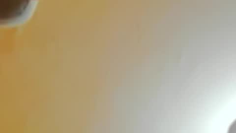 yonnsol_avril online show from 04.04.26