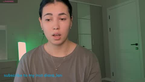 yooleen online show from 09.18.25