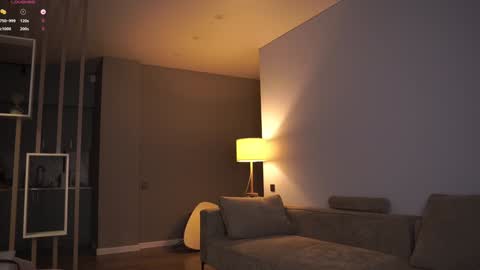 Mika online show from 01.03.25