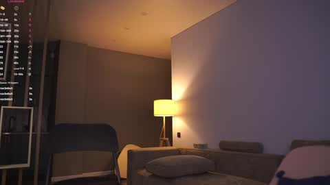 Mika online show from 01.05.25