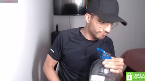 yoshy_man online show from 03.20.26