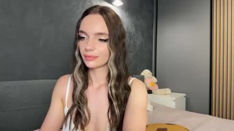 Snapshot of you_already_know_mee chatting on 05.06.26 you_already_know_mee online show from 05.06.26