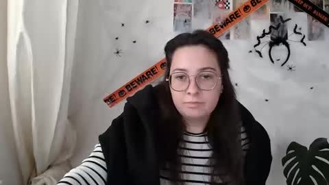 Aurora online show from 09.30.25