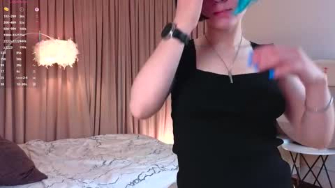 Elizabeth brunette -- Darline blonde  online show from 09.20.25