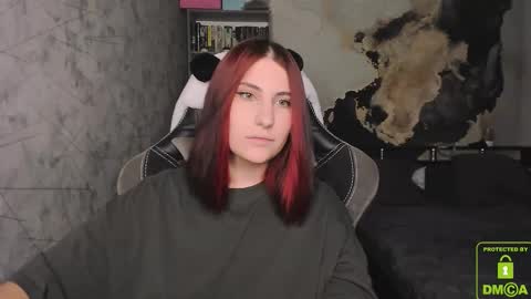 Snapshot of you_lika chatting on 09.30.25 Lika online show from 09.30.25