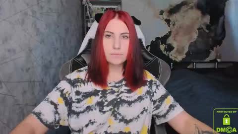 Snapshot of you_lika chatting on 10.10.25 Lika online show from 10.10.25