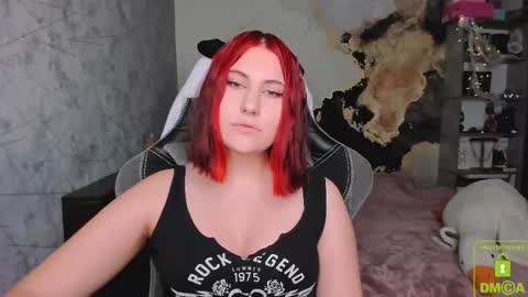 Snapshot of you_lika chatting on 10.31.25 Lika online show from 10.31.25