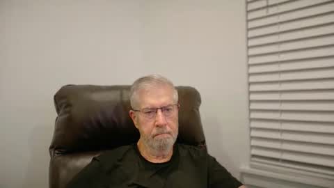 Colorado Guy Straight online show from 11.15.25