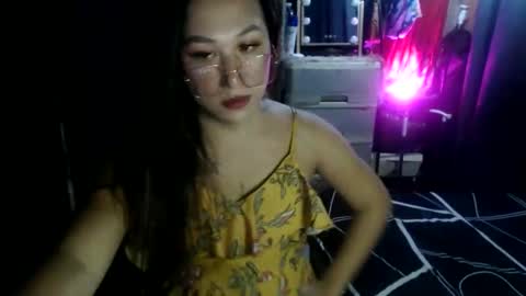 Snapshot of yougotmeanna chatting on 05.26.26 Your Dream Pinay Anna online show from 05.26.26