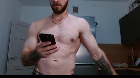 Snapshot of your420_cam chatting on 10.28.25 your420_cam online show from 10.28.25