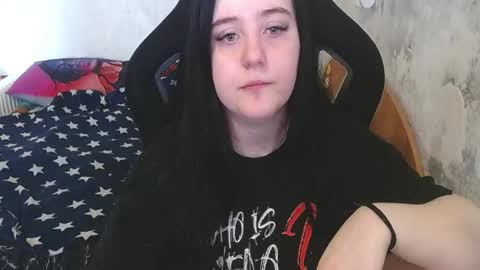 Snapshot of your_8a8y chatting on 05.07.26 your_8a8y online show from 05.07.26