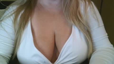 Maria Love online show from 02.10.26