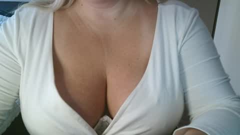 Maria Love online show from 02.25.26