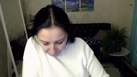 Snapshot of your_barbara chatting on 10.13.25 your_barbara online show from 10.13.25