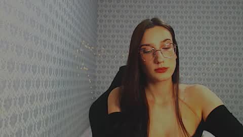 Milla online show from 11.08.25