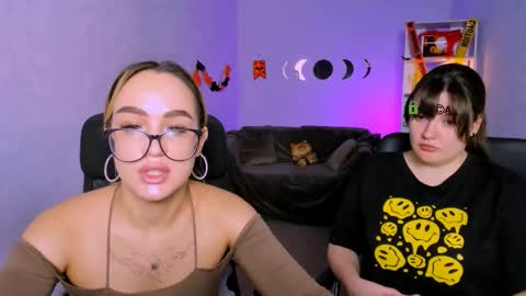 your bunny12 online show from 11.03.25