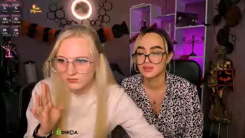 your bunny12 online show from 11.04.25