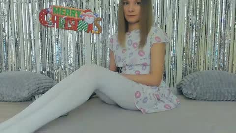 Lily online show from 12.24.24
