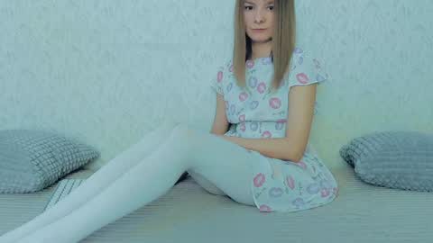 Lily online show from 02.07.25